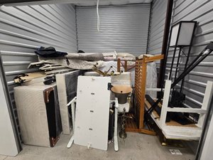 10 x 10 storage unit in Austin, TX
