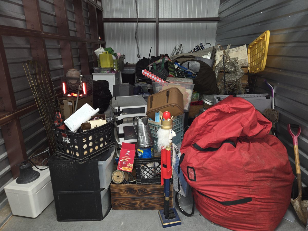 10 x 15 storage unit in Deland, FL