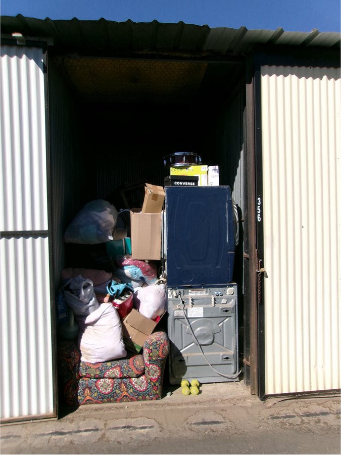 6 x 12 storage unit in Merced, CA