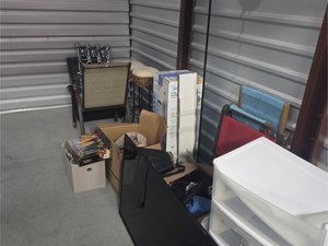 10 x 15 unit in Virginia Beach
