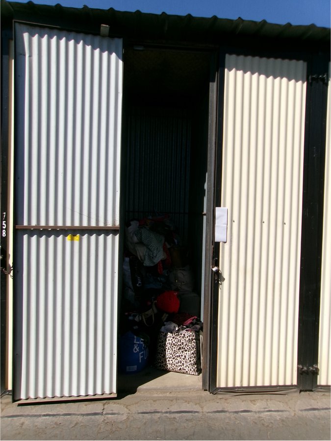 3 x 6 storage unit in Merced, CA