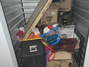 5 x 5 storage unit in Dallas, TX