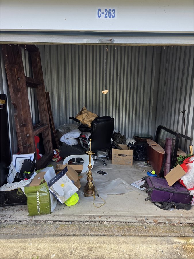 10 x 10 storage unit in Hope Valley, RI