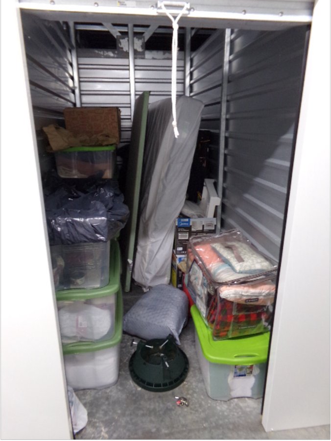 5 x 10 storage unit in Pawtucket, RI