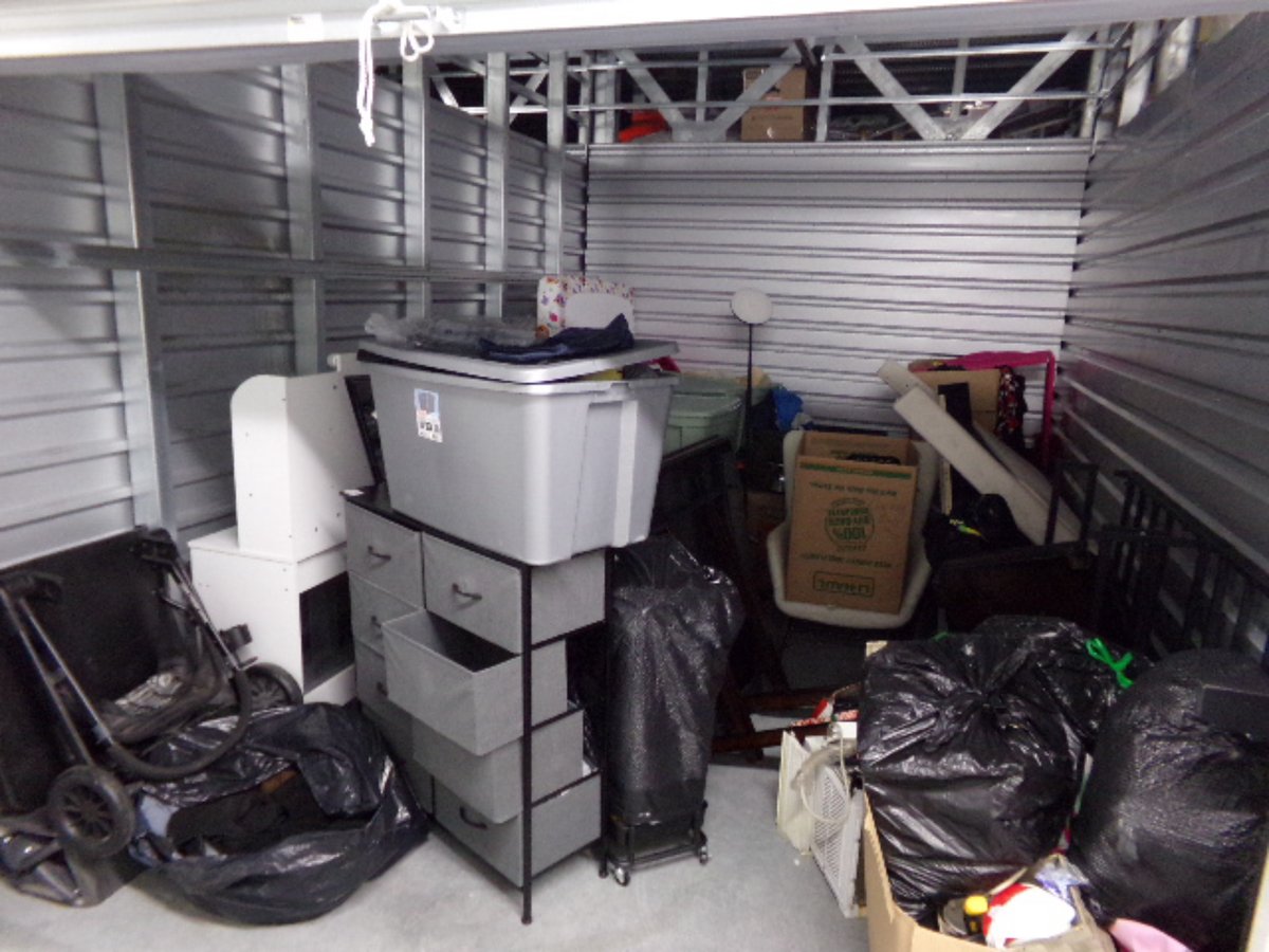 10 x 15 storage unit in Pawtucket, RI