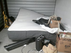 10 x 10 storage unit in Rahway, NJ