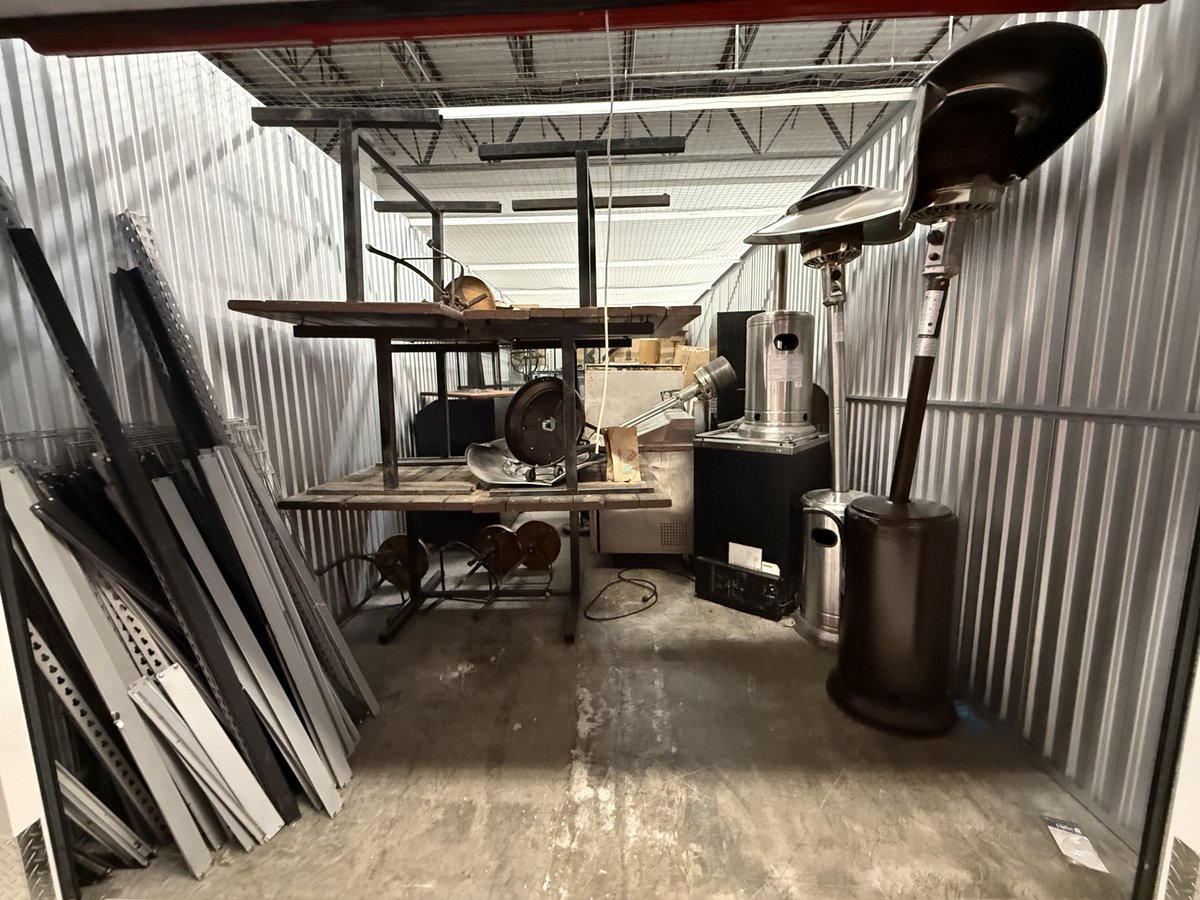 10 x 30 storage unit in Houston, TX