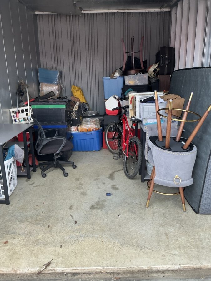 10 x 15 storage unit in Lynchburg, VA