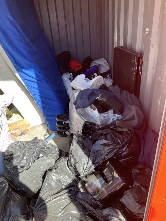 5 x 10 storage unit in Louisville, KY