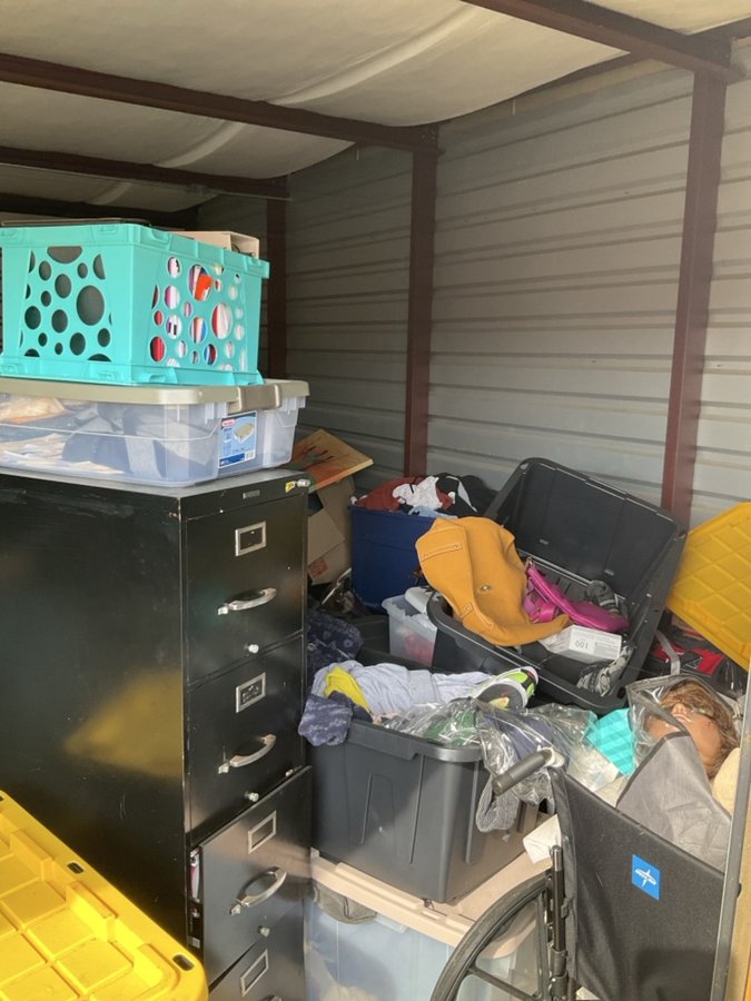 14 x 20 storage unit in Louisville, KY