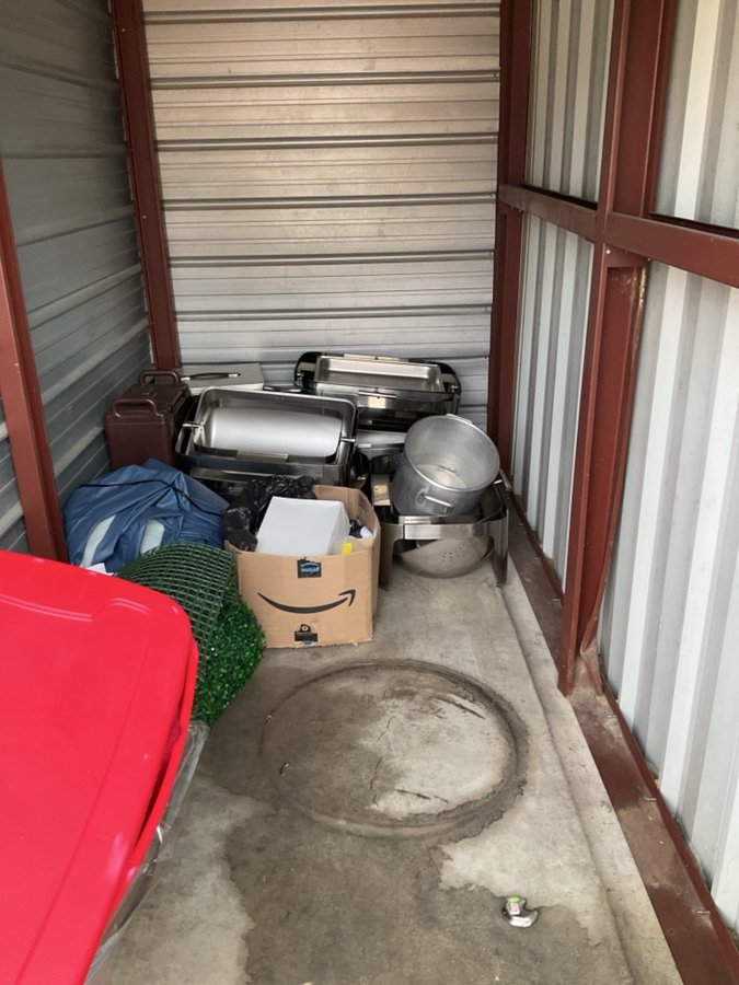 5 x 10 storage unit in Louisville, KY