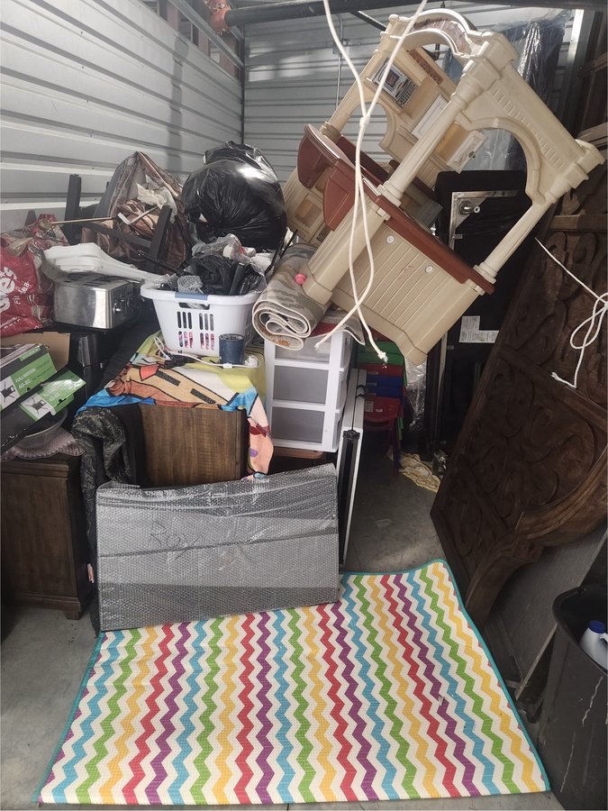10 x 15 storage unit in Cleveland, OH