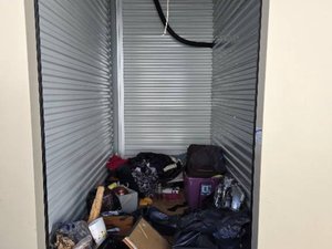 5 x 10 storage unit in Columbus, IN