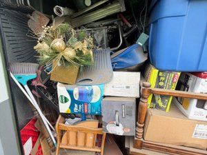 10 x 30 storage unit in San Jacinto, CA