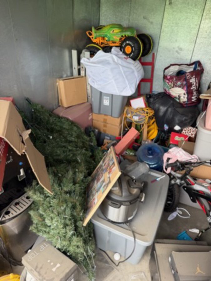 10 x 10 storage unit in San Jacinto, CA