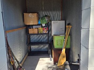 5 x 10 storage unit in Columbus, IN