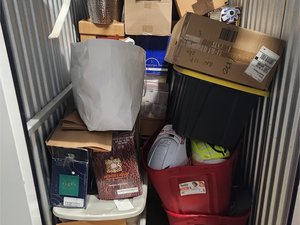 3 x 5 storage unit in Hollywood, FL
