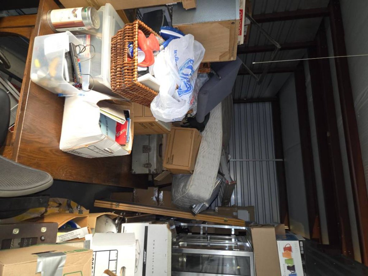 10 x 20 storage unit in District Heights, MD