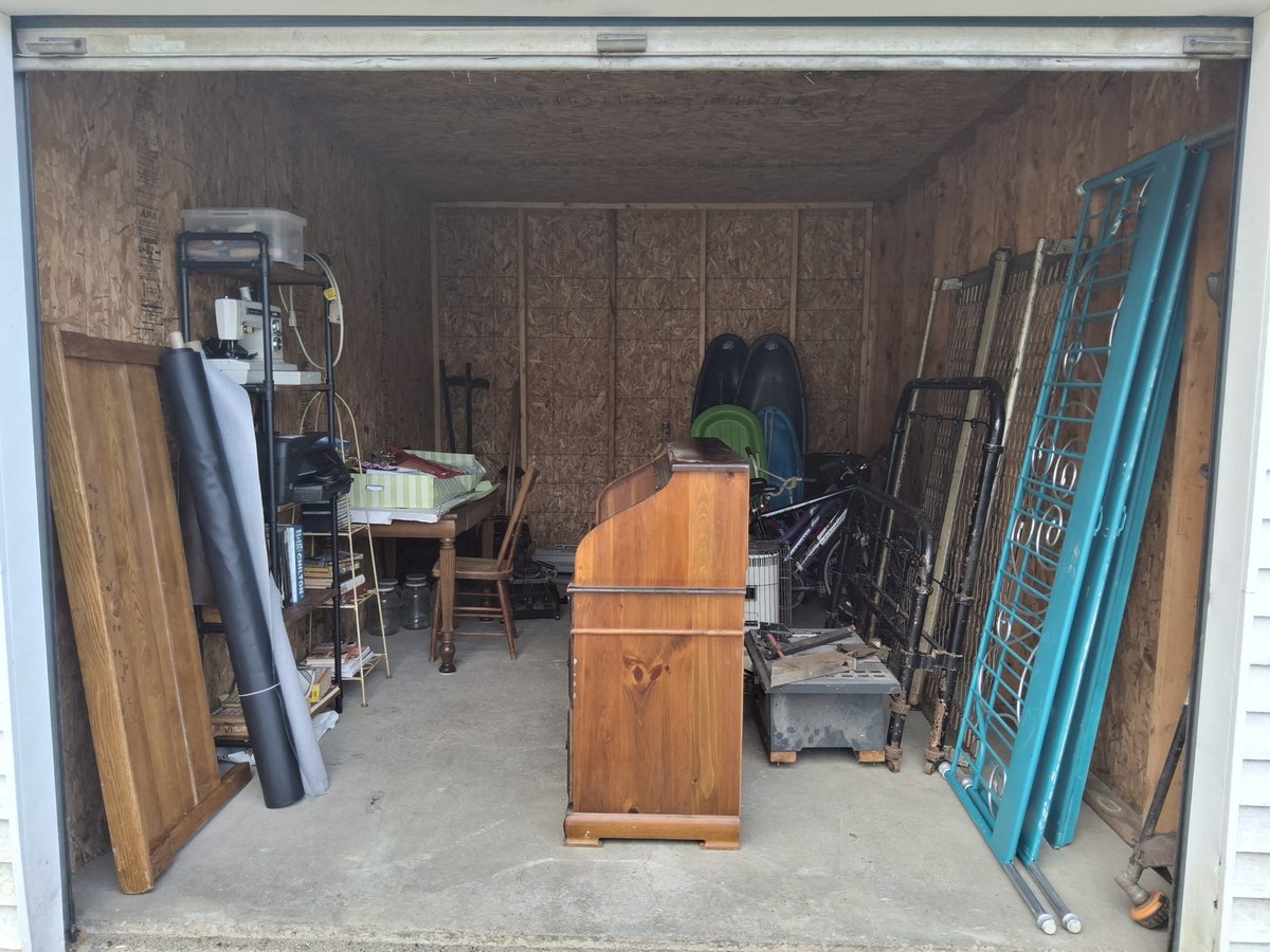 10 x 15 storage unit in Canaan, ME