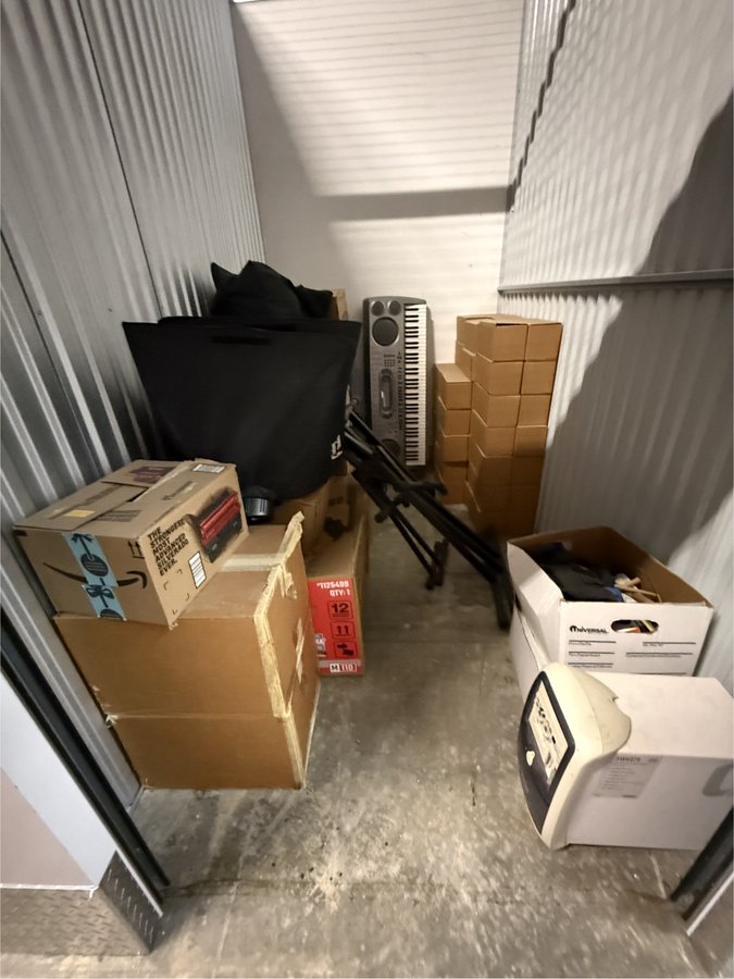 5 x 9 storage unit in Houston, TX