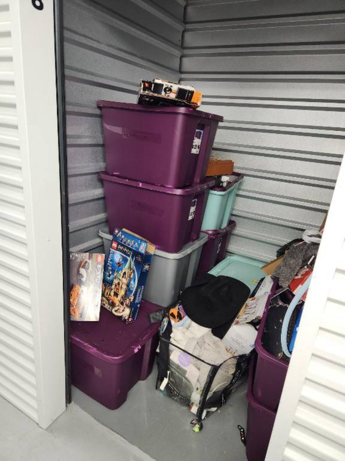 5 x 5 storage unit in Houston, TX