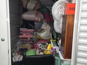 5 x 10 storage unit in Louisville, KY