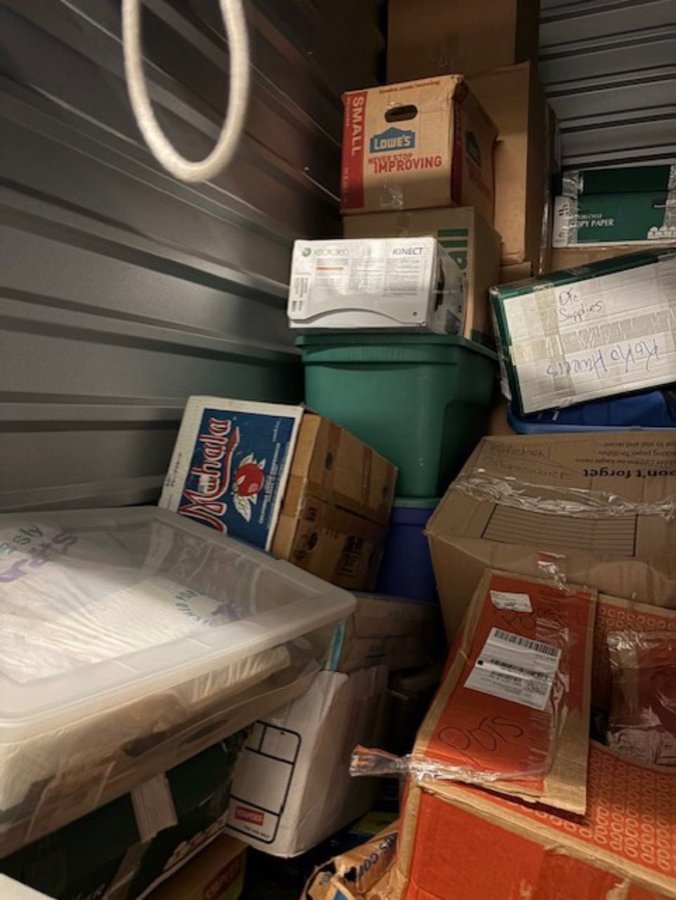 5 x 10 storage unit in Washington, DC