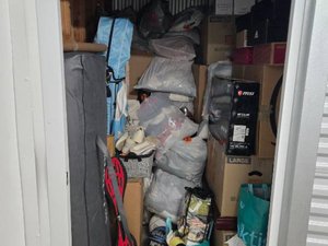 5 x 8 storage unit in Walnut, CA