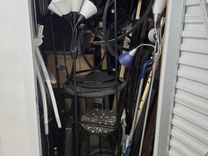 5 x 10 storage unit in Walnut, CA