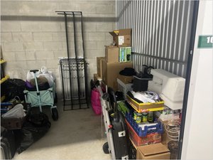 10 x 10 storage unit in Pompano Beach, FL