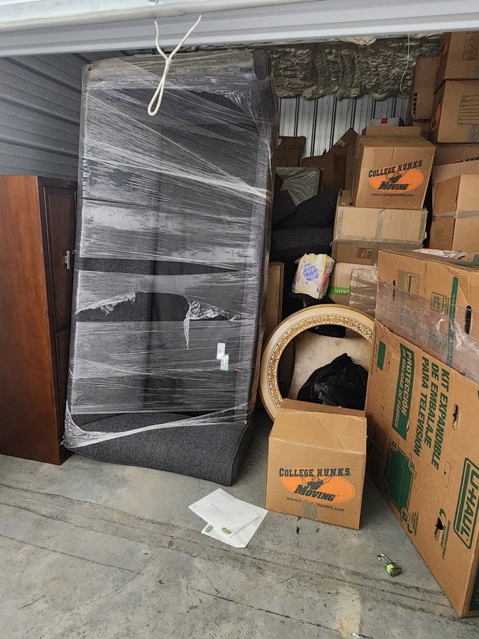 10 x 15 storage unit in Brunswick, GA