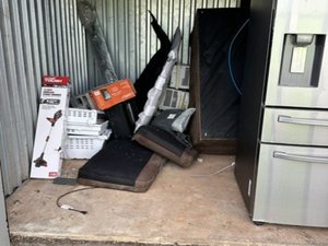 10 x 10 storage unit in Edison, NJ