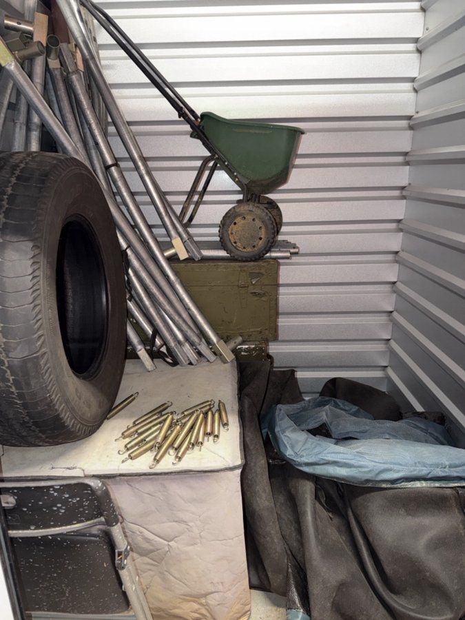 5 x 5 storage unit in Lorton, VA