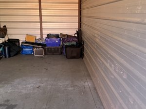 10 x 20 storage unit in Louisville, KY
