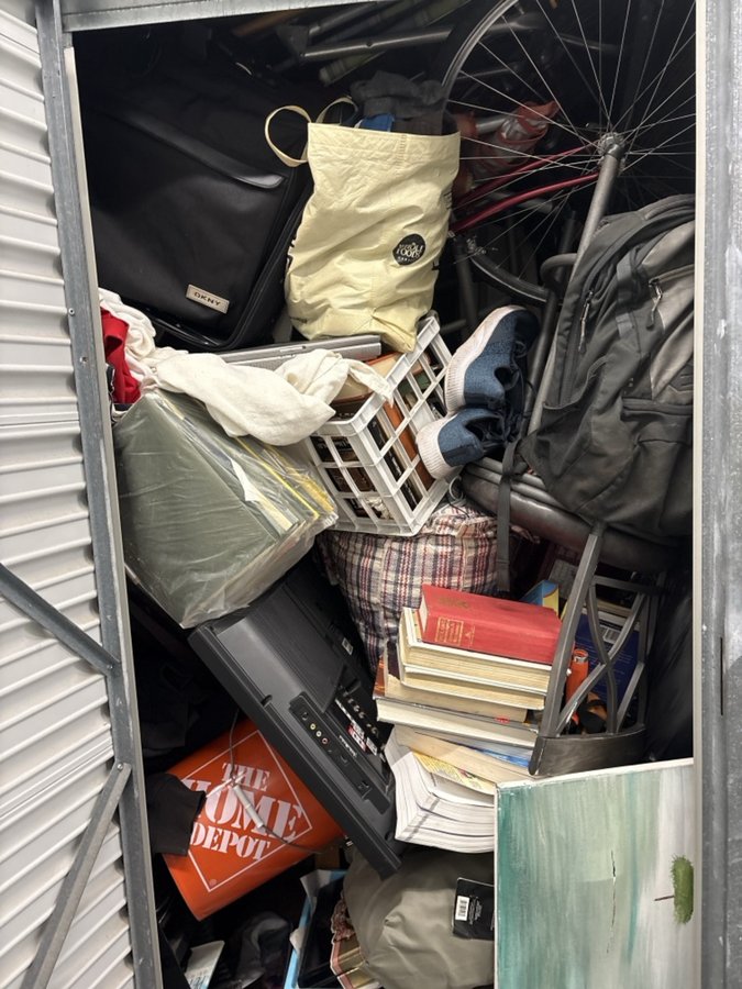 5 x 10 storage unit in Bridgewater, NJ
