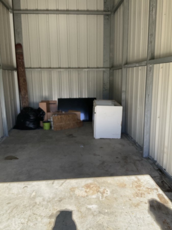 10 x 20 storage unit in Louisville, KY