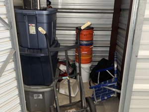5 x 5 storage unit in Bridgewater, NJ