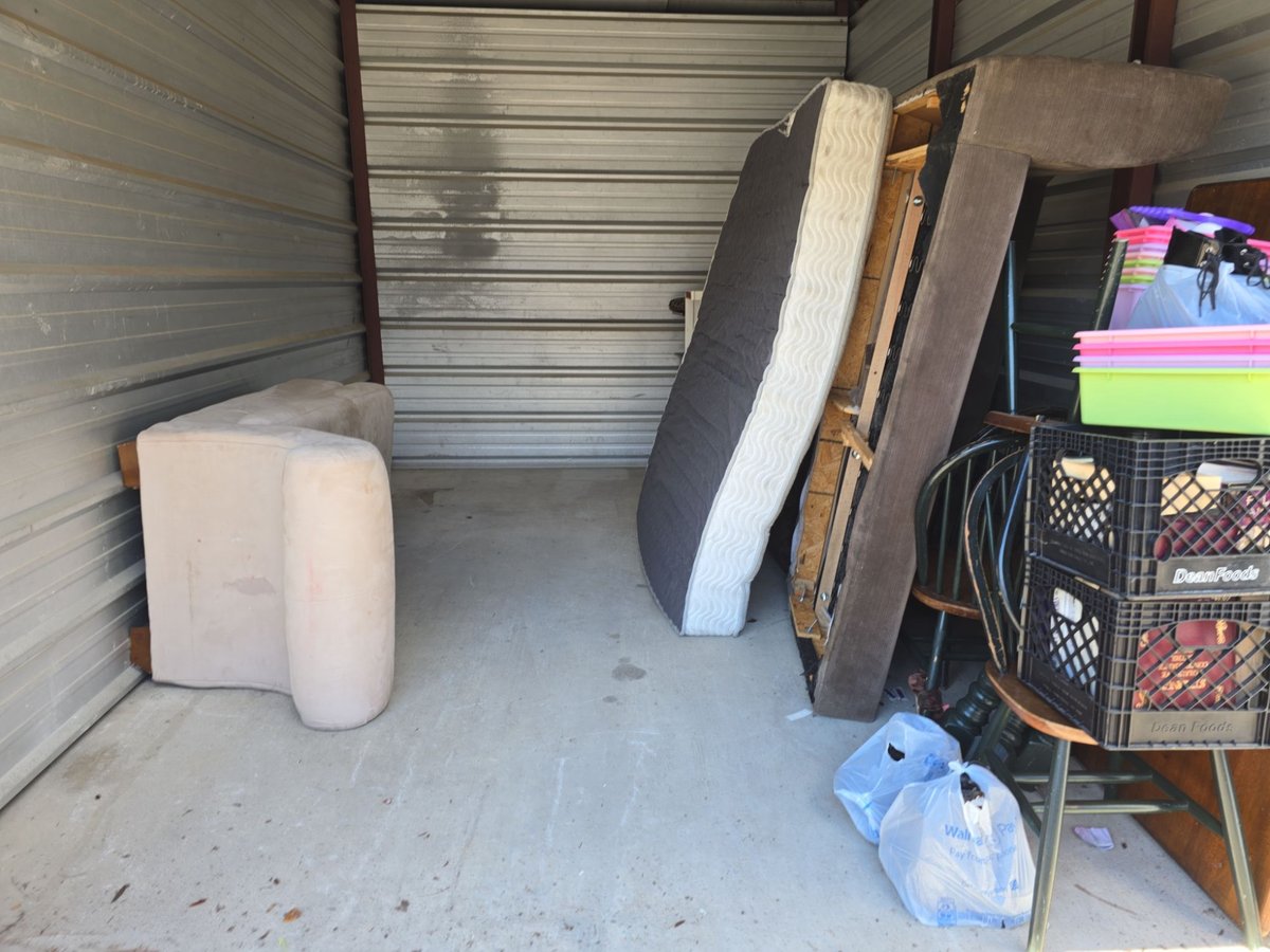 10 x 15 storage unit in Slidell, LA
