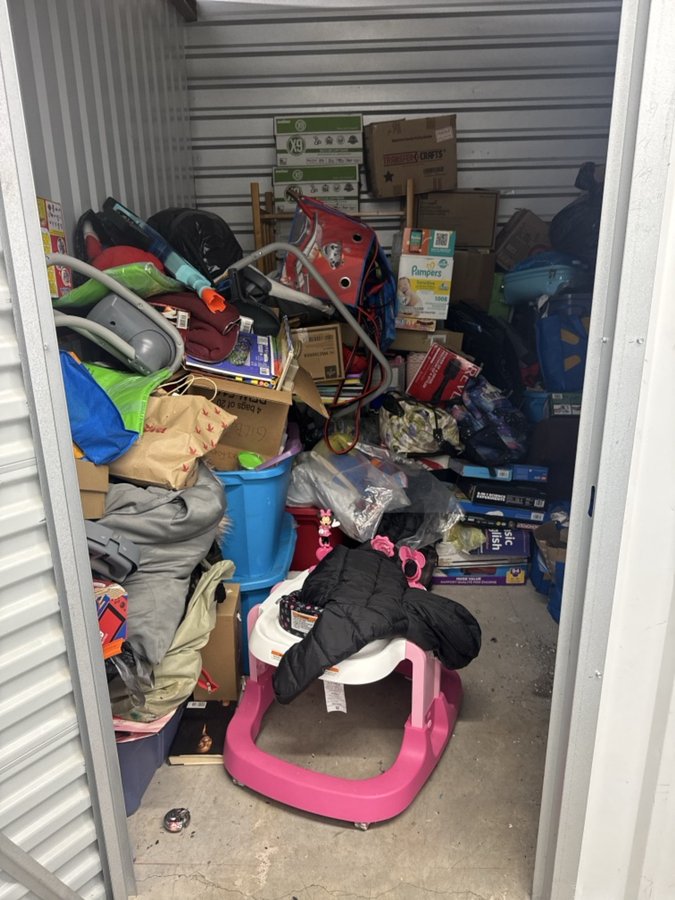 10 x 10 storage unit in Bridgewater, NJ