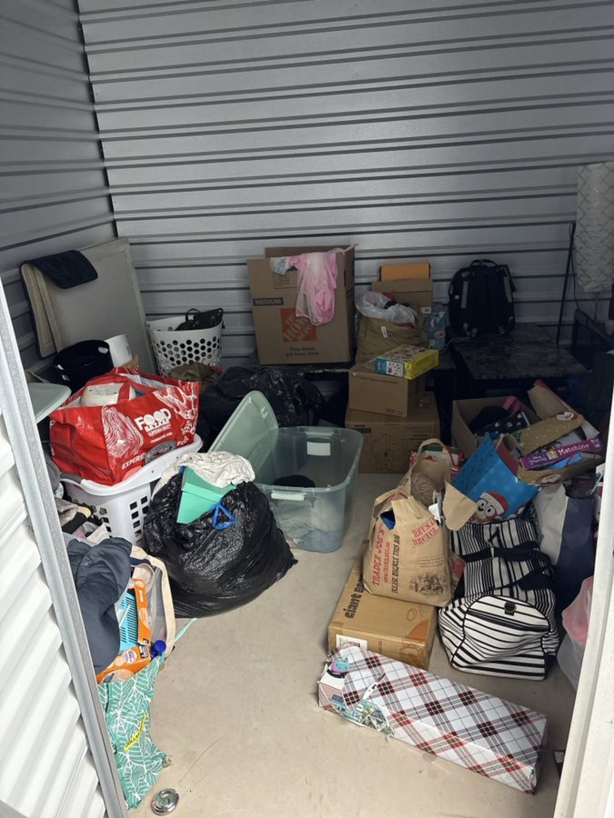 10 x 10 storage unit in Bridgewater, NJ