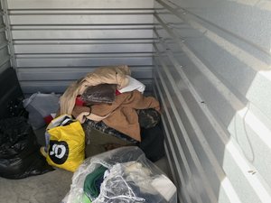 5 x 10 storage unit in Louisville, KY