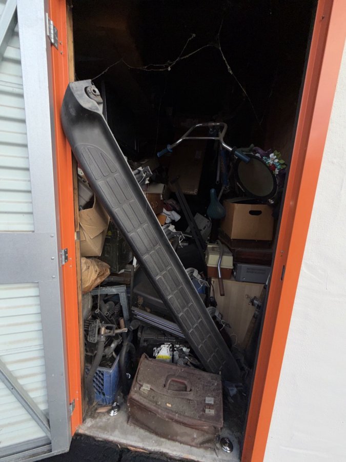 5 x 10 storage unit in Goleta, CA