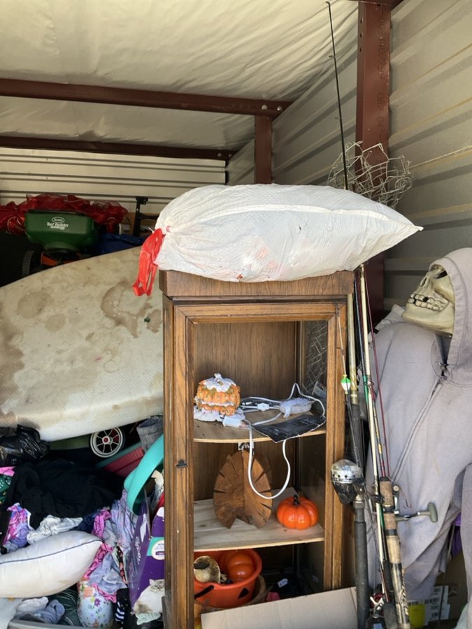 10 x 15 storage unit in Louisville, KY