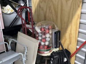 10 x 30 storage unit in Mobile, AL
