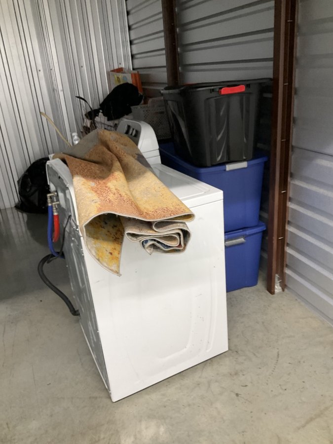 10 x 15 storage unit in Mobile, AL