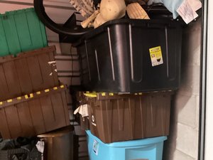 10 x 5 storage unit in Louisville, KY
