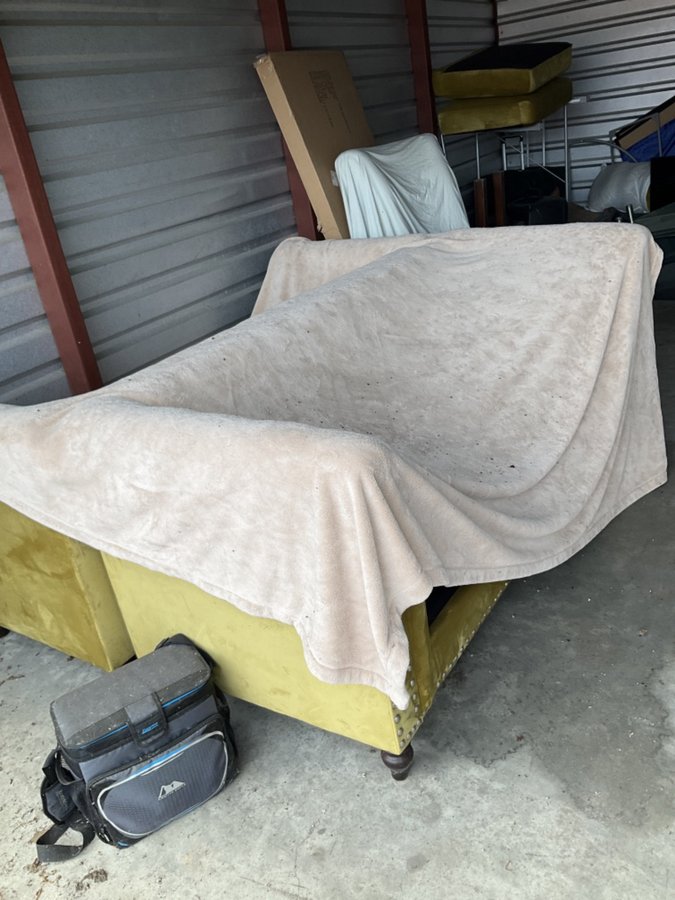 10 x 20 storage unit in Mobile, AL