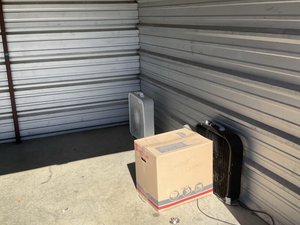 10 x 10 unit in Louisville