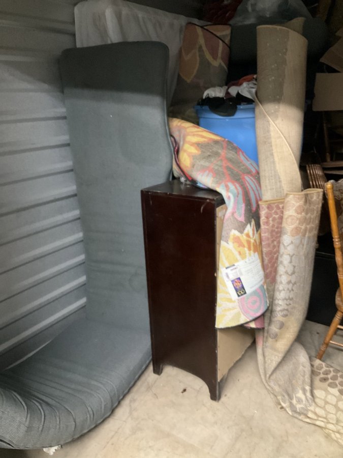 10 x 10 storage unit in Mobile, AL