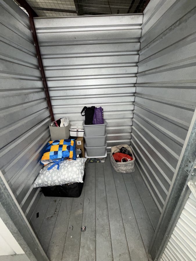 5 x 5 storage unit in Goleta, CA